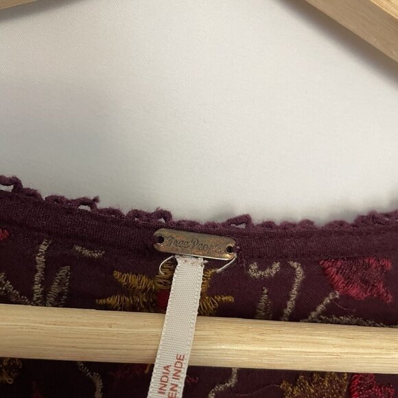 Free People Womens Embroidered Boho Blouse M purple comfortable top lightweight - Picture 4 of 10